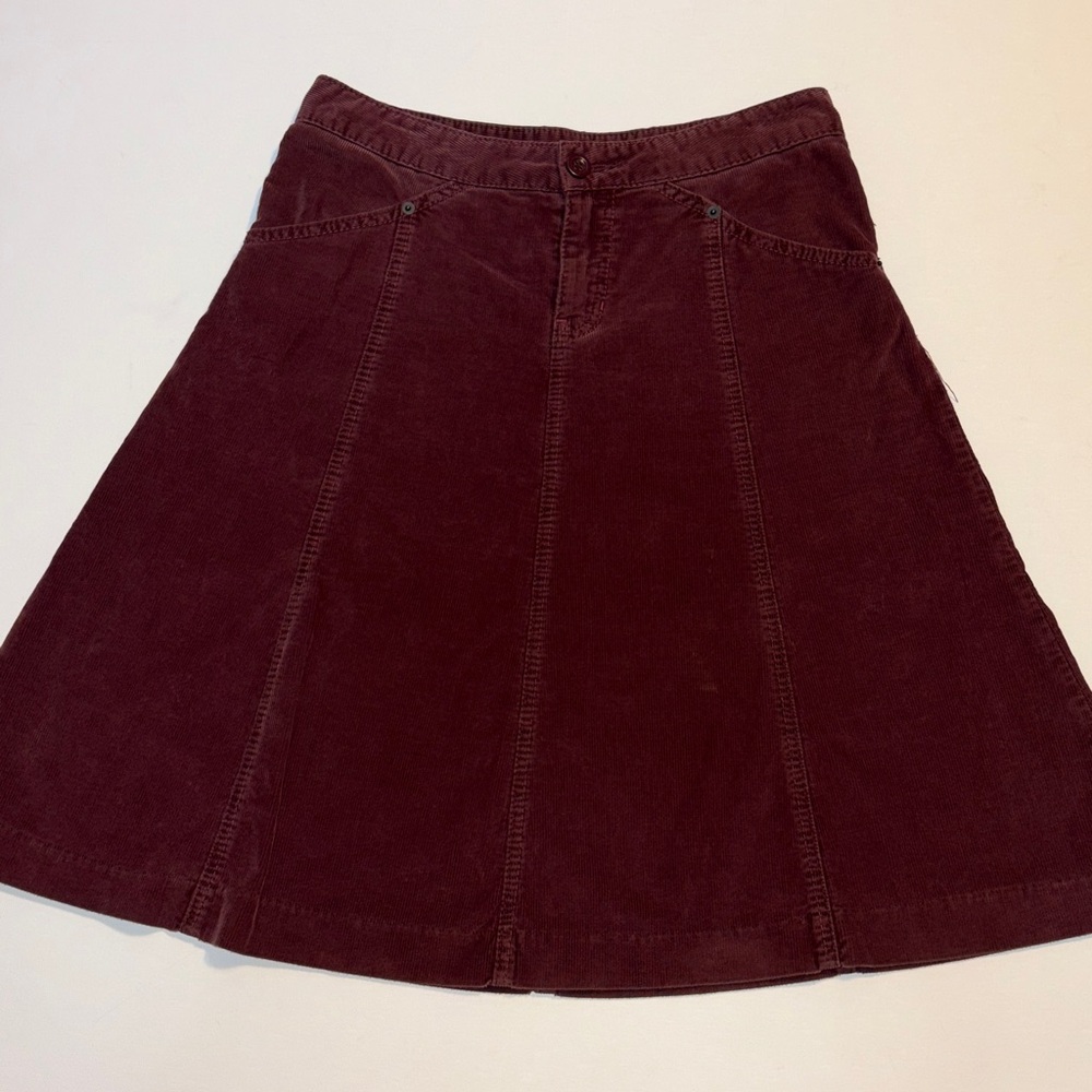 True Y2K vintage GAP corduroy, a- line skirt in plum, tag marked from 2004, EUC - Picture 2 of 9